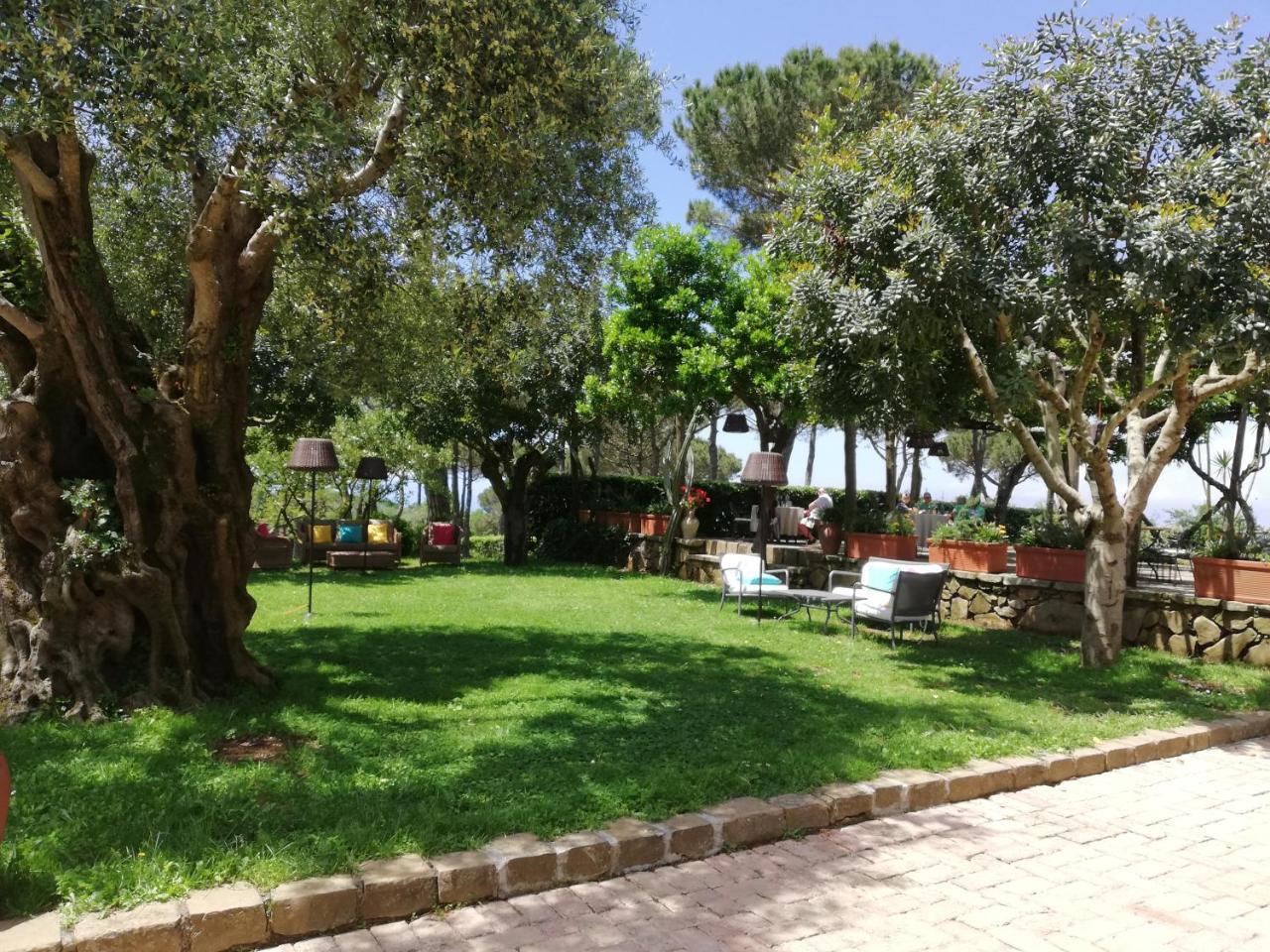 Oasi Olimpia Relais Ξενοδοχείο SantʼAgata sui Due Golfi Εξωτερικό φωτογραφία